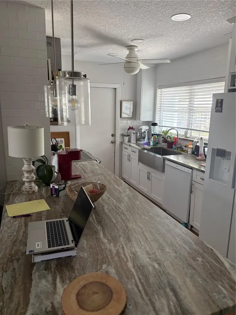 2915 Webber Street Sarasota FL 34239