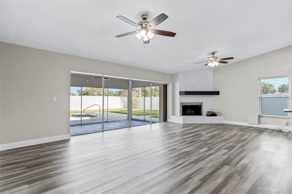 3276 Fox Hill Drive Clearwater FL 33761