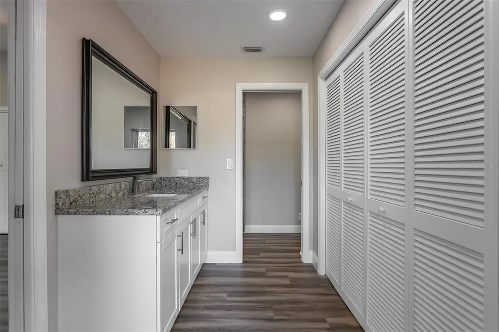 3276 Fox Hill Drive Clearwater FL 33761