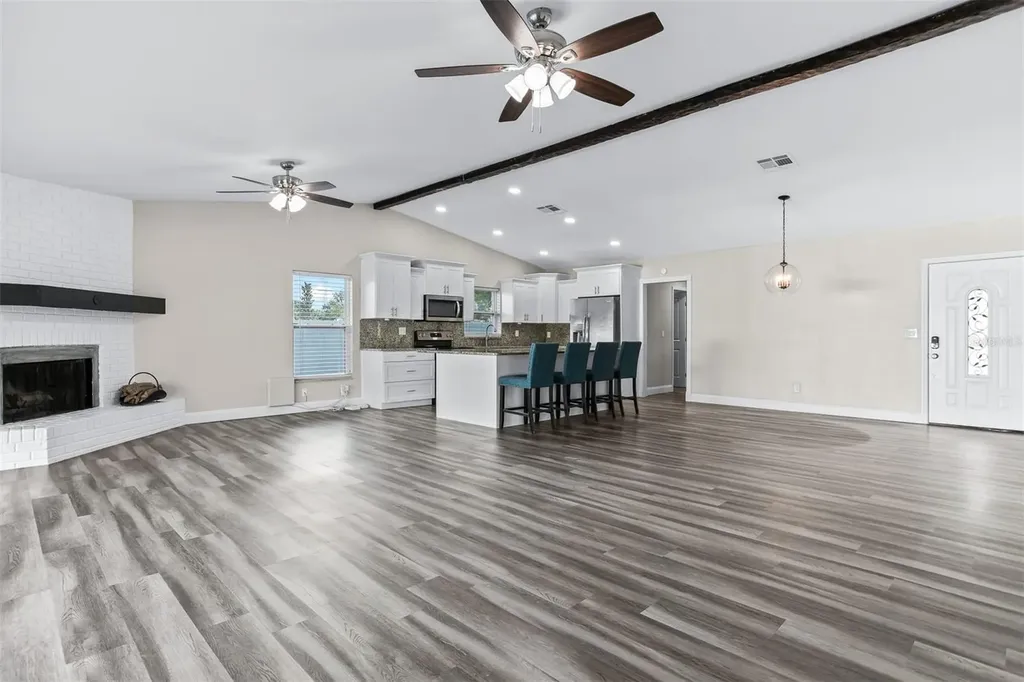 3276 Fox Hill Drive Clearwater FL 33761