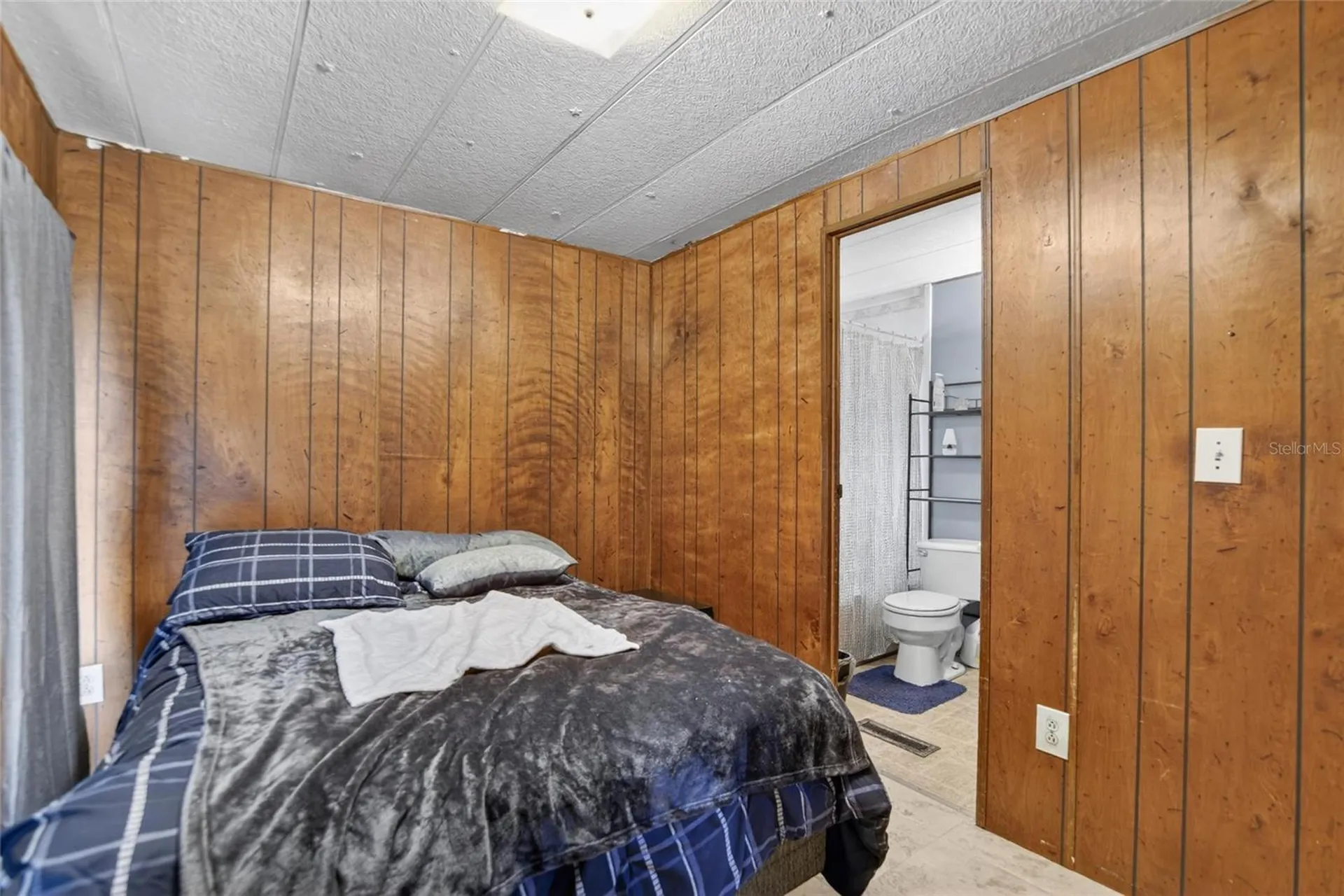10227 Oak Avenue Tampa FL 33619
