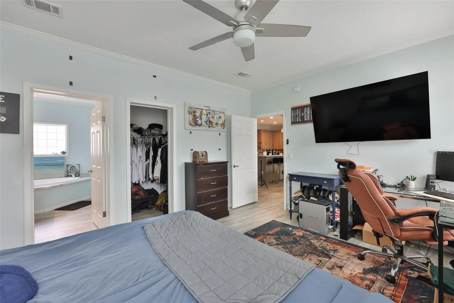 1169 8th Avenue NE Largo FL 33770
