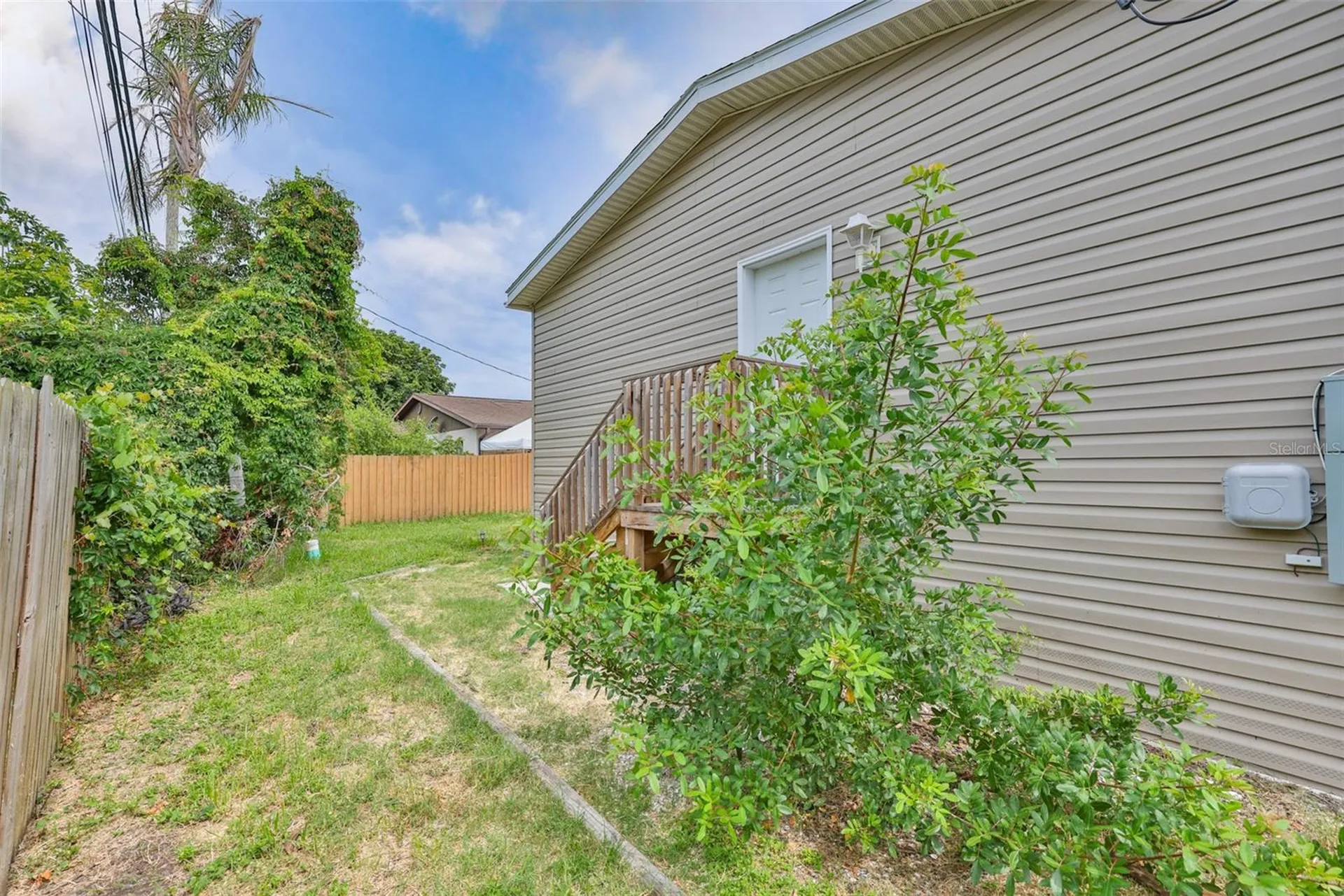 1169 8th Avenue NE Largo FL 33770