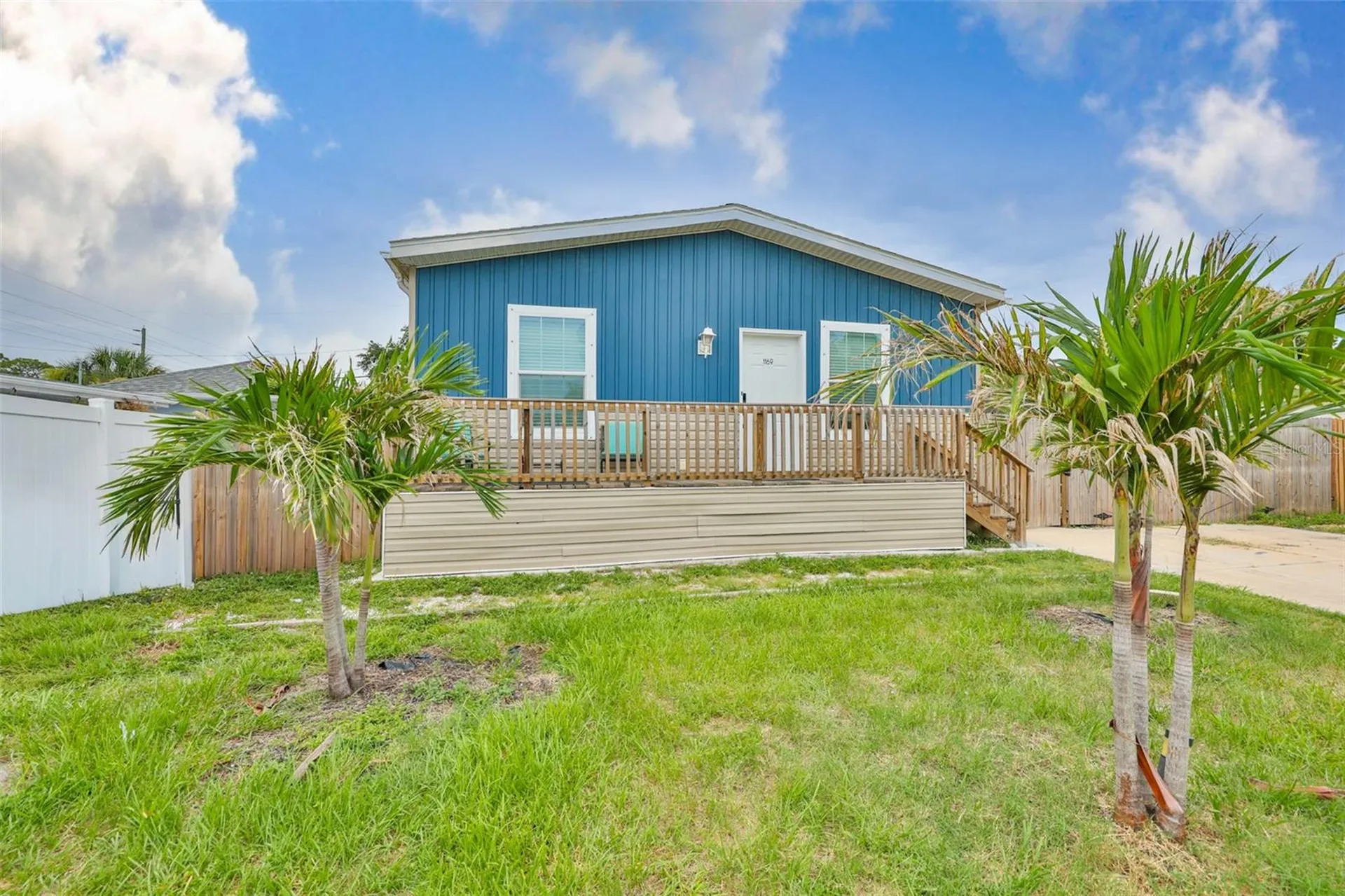 1169 8th Avenue NE Largo FL 33770