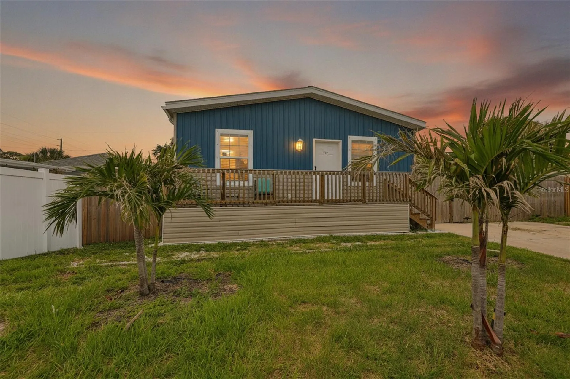 1169 8th Avenue NE Largo FL 33770
