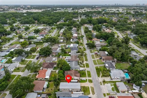 1169 8th Avenue NE Largo FL 33770