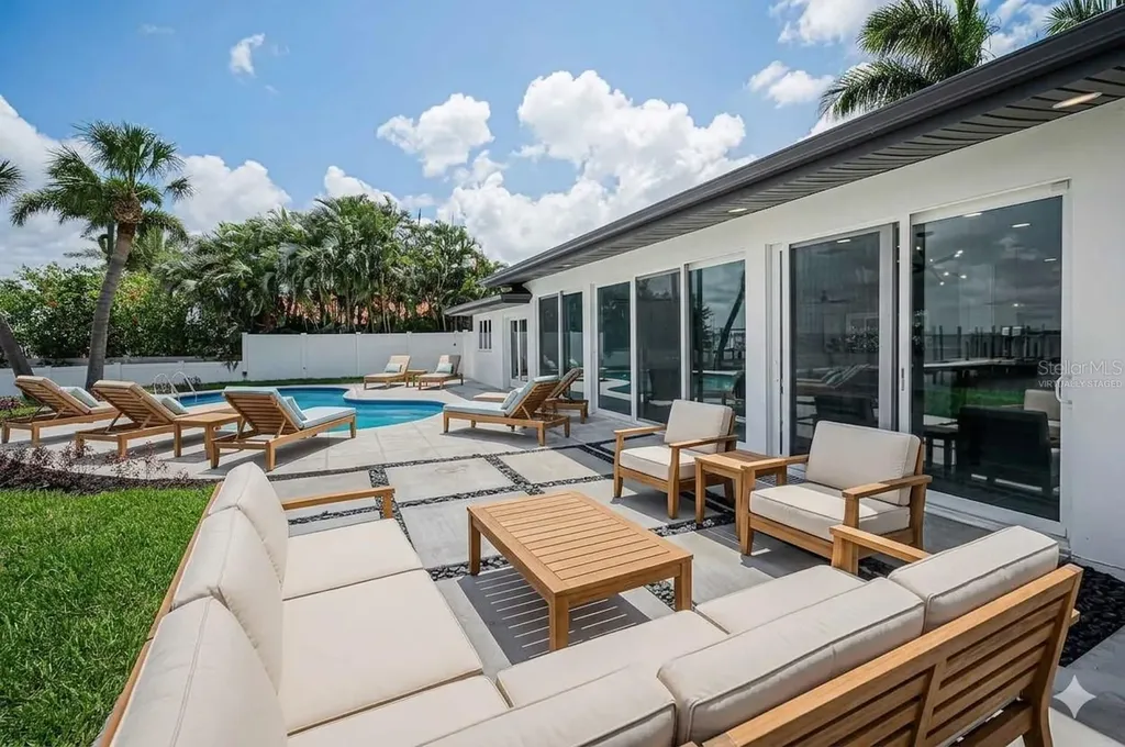 1014 Boca Ciega Isle Drive St Pete Beach FL 33706