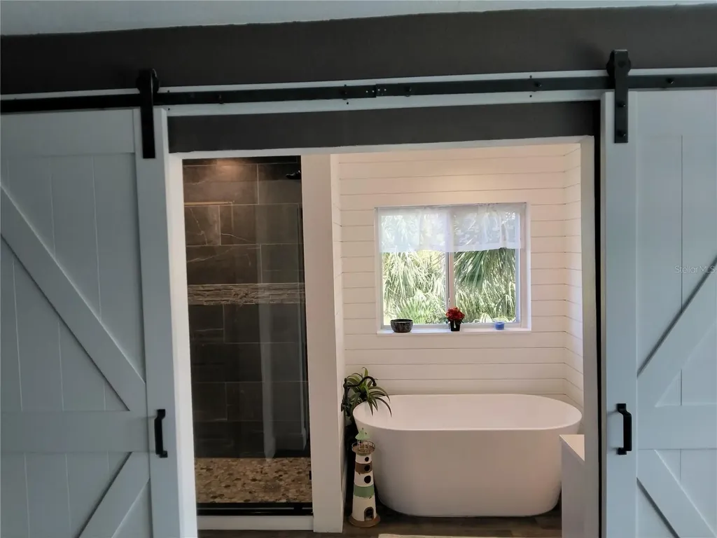90 Oakland Hills Court Rotonda West FL 33947
