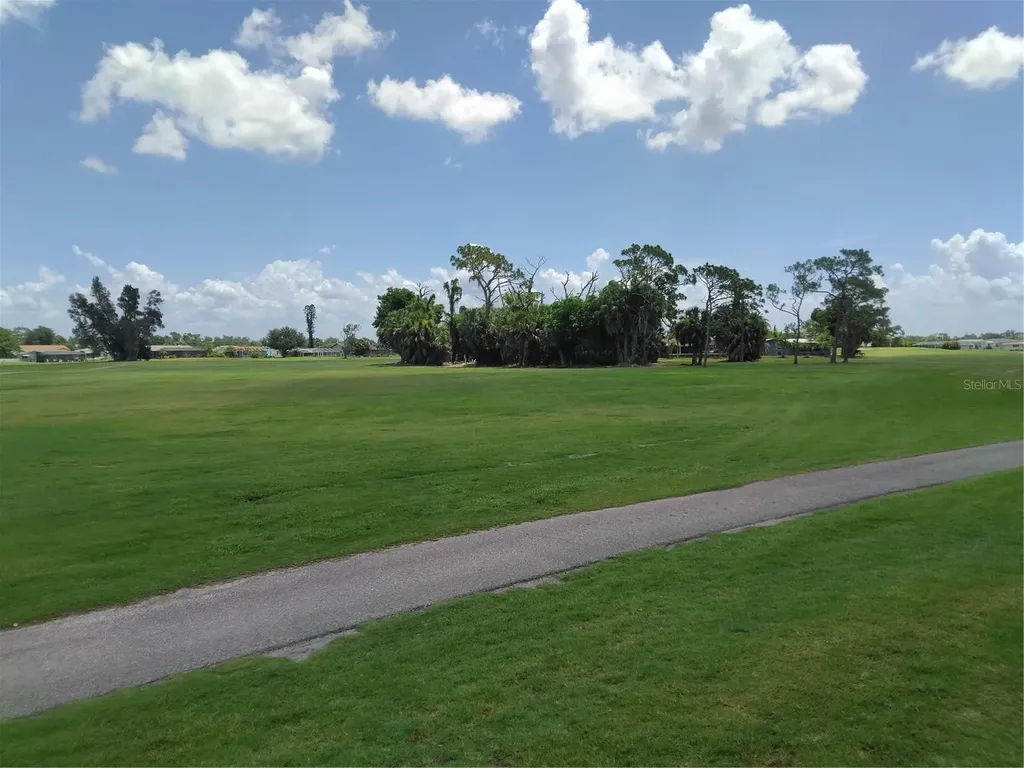 90 Oakland Hills Court Rotonda West FL 33947