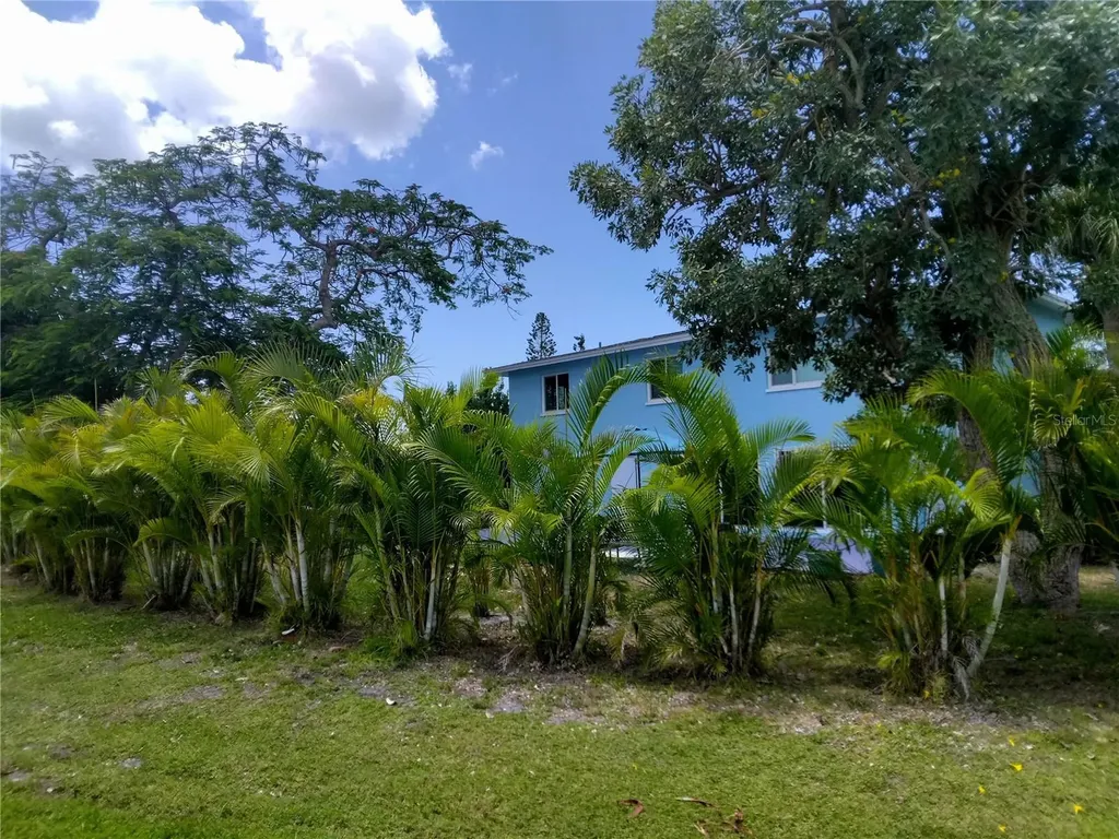 90 Oakland Hills Court Rotonda West FL 33947