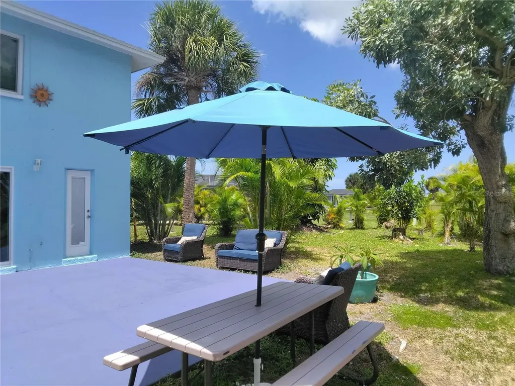 90 Oakland Hills Court Rotonda West FL 33947