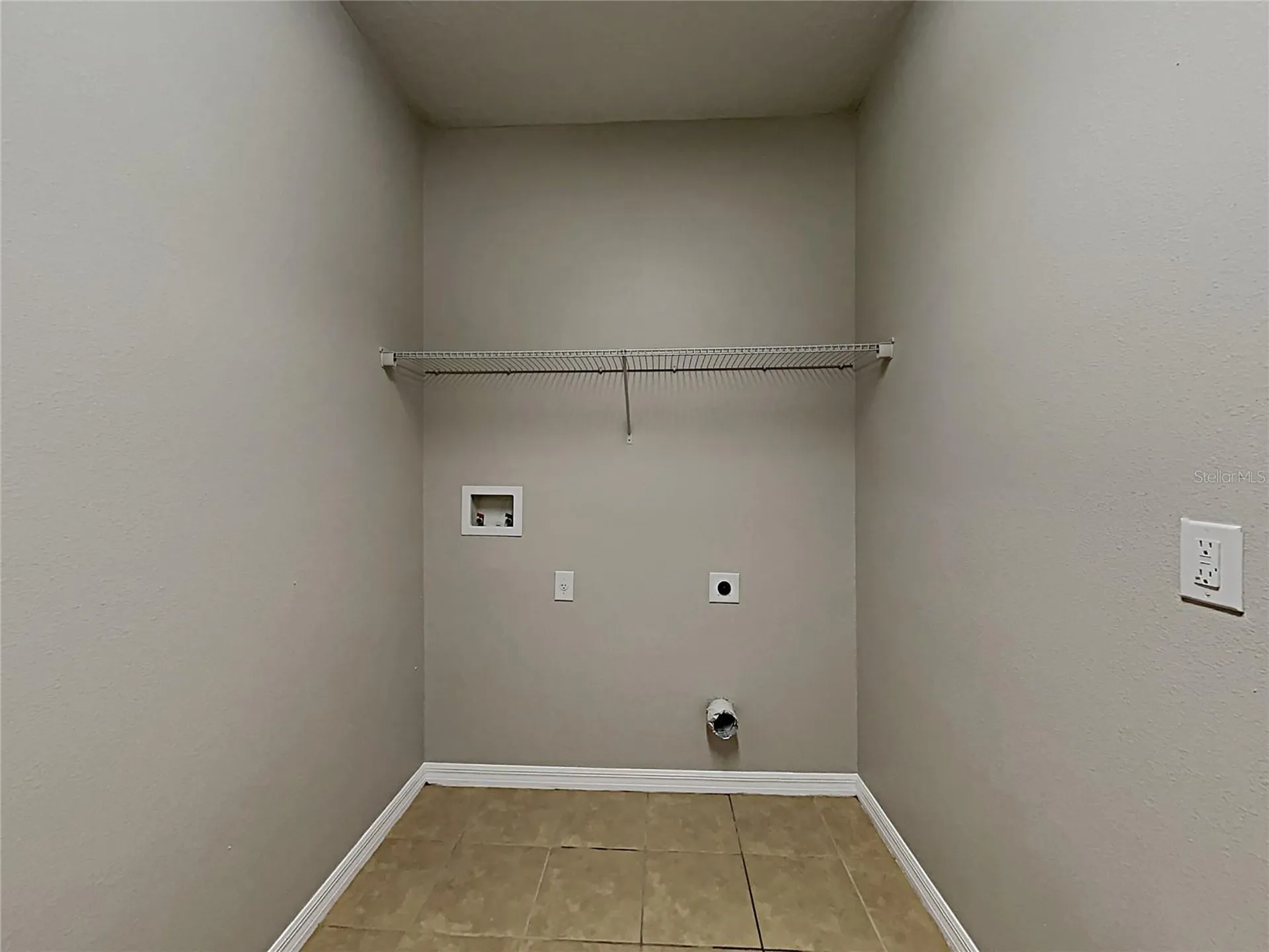 1328 Aroniminik Drive Mount Dora FL 32757