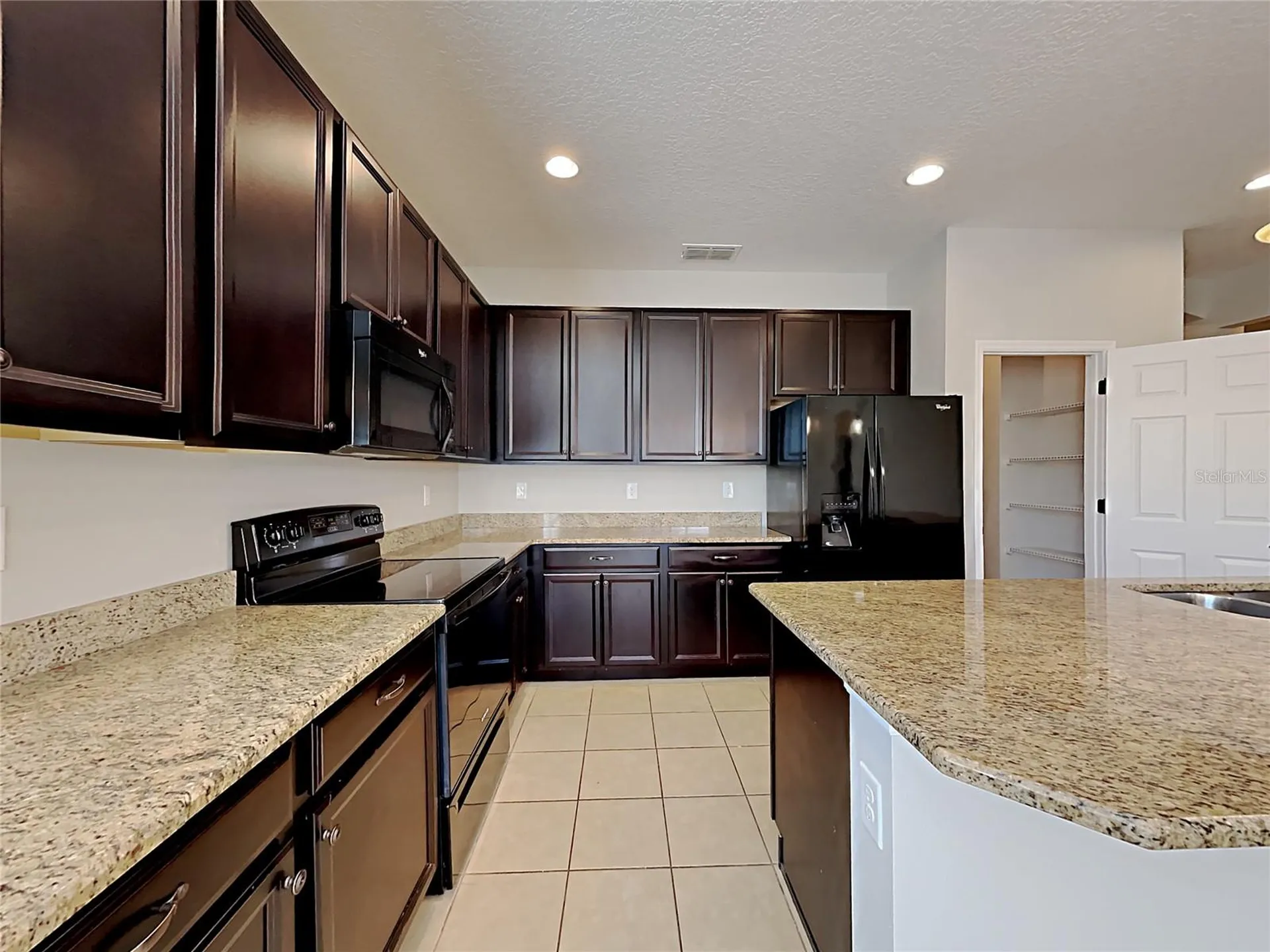 1328 Aroniminik Drive Mount Dora FL 32757