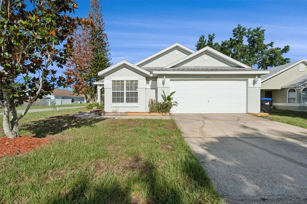 948 Rivecon Avenue Orlando FL 32825