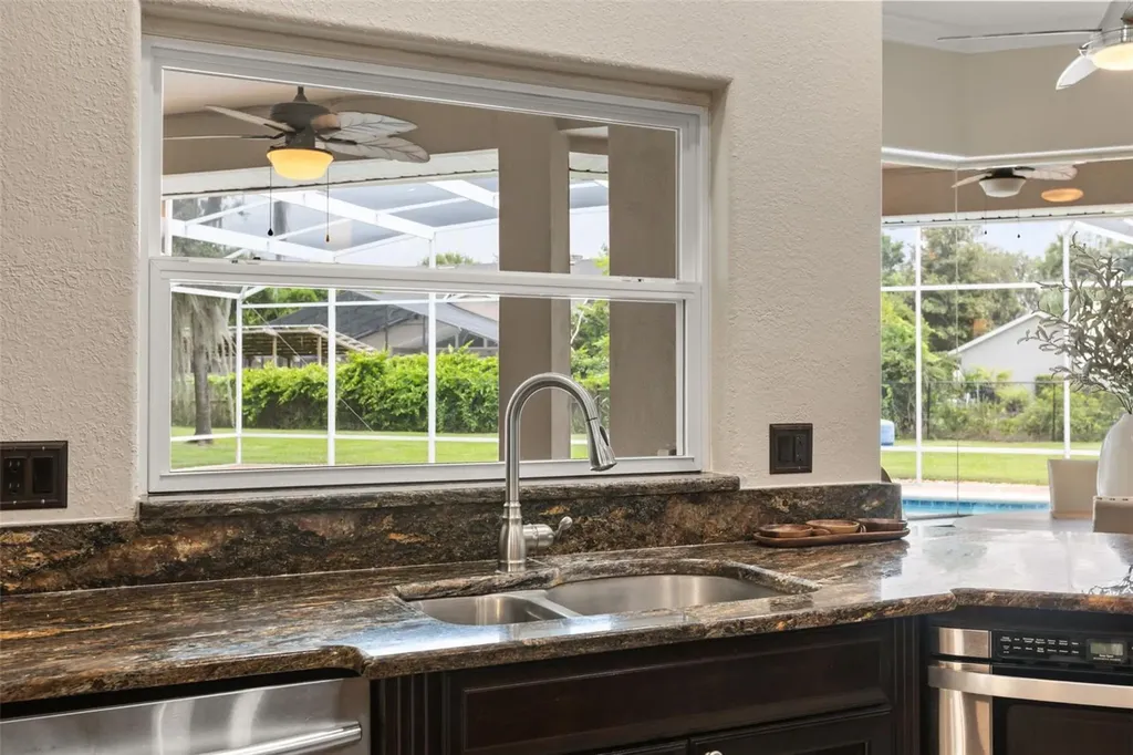 15900 Acorn Circle Tavares FL 32778
