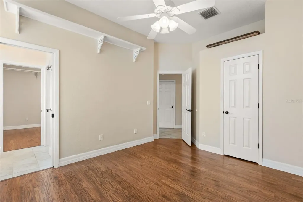 15900 Acorn Circle Tavares FL 32778