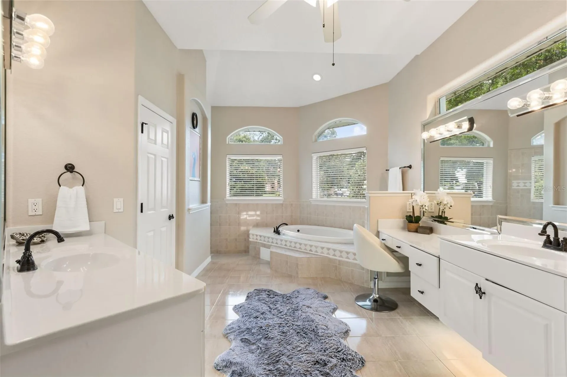 15900 Acorn Circle Tavares FL 32778