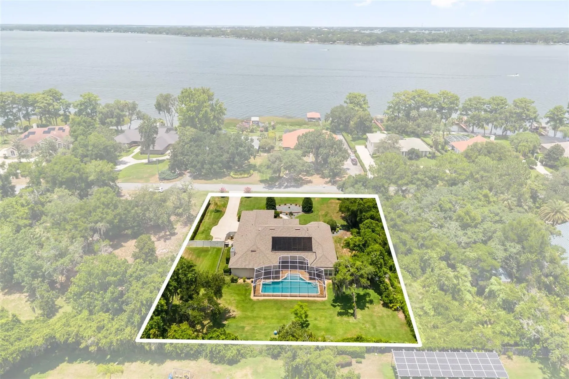 15900 Acorn Circle Tavares FL 32778