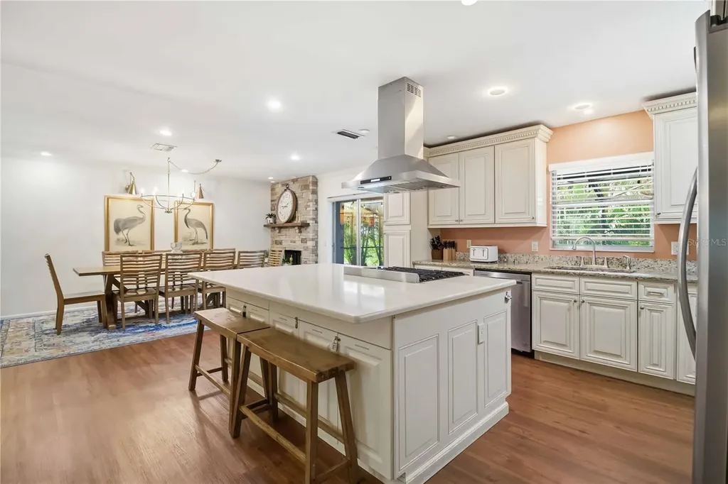 8003 19th Avenue Drive W Bradenton FL 34209