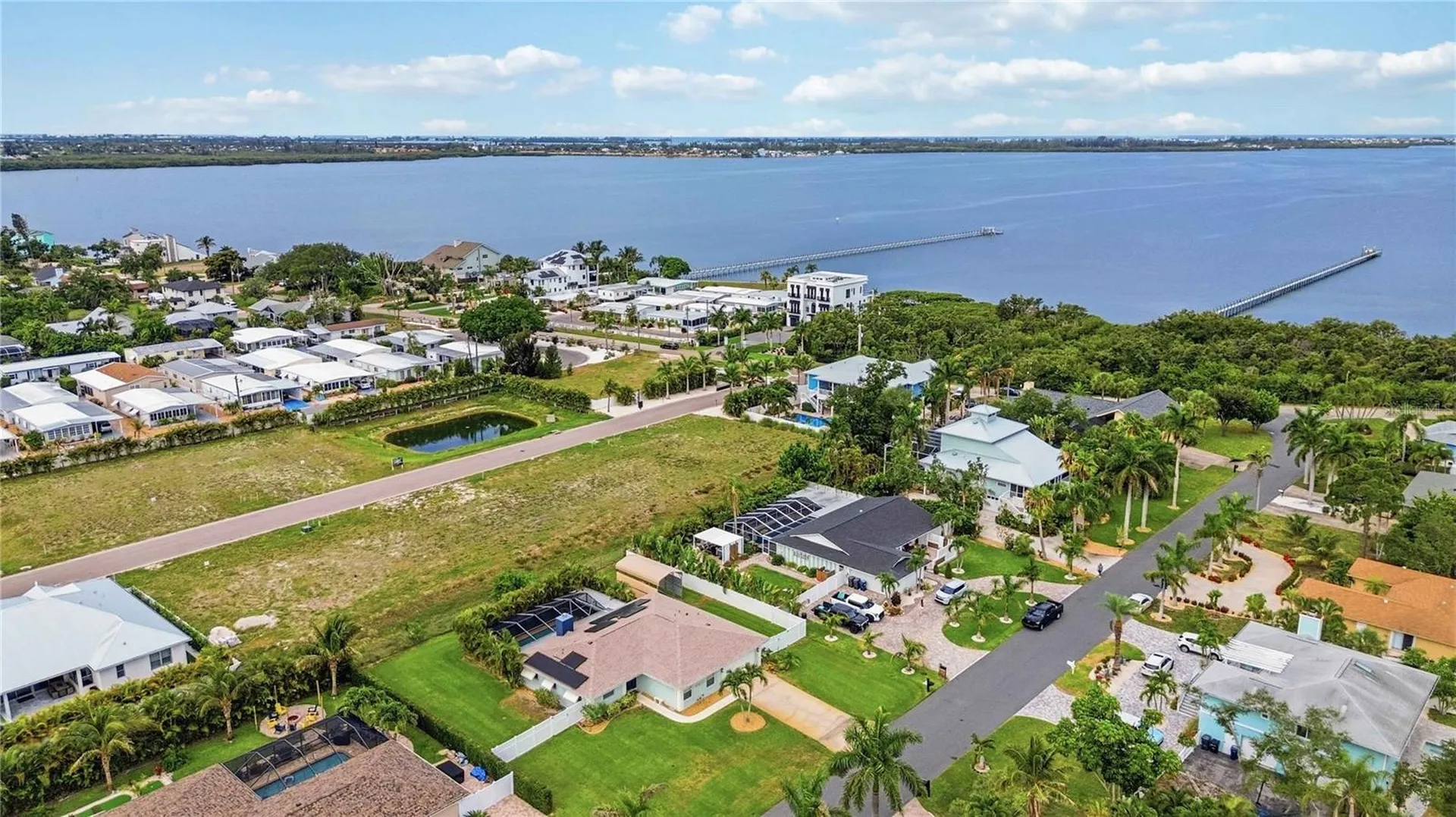 8003 19th Avenue Drive W Bradenton FL 34209