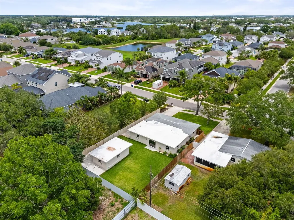 723 W Bayshore Drive Tarpon Springs FL 34689