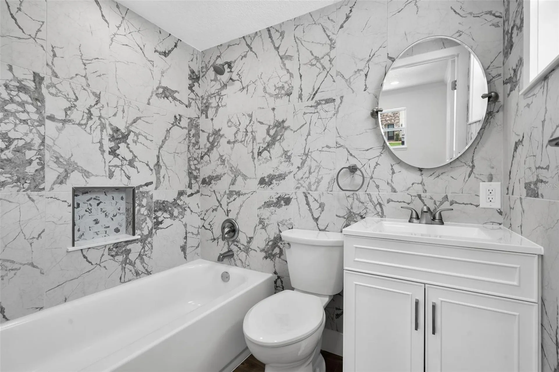 723 W Bayshore Drive Tarpon Springs FL 34689