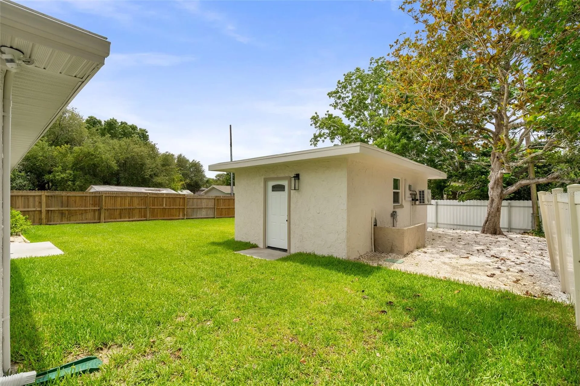 723 W Bayshore Drive Tarpon Springs FL 34689