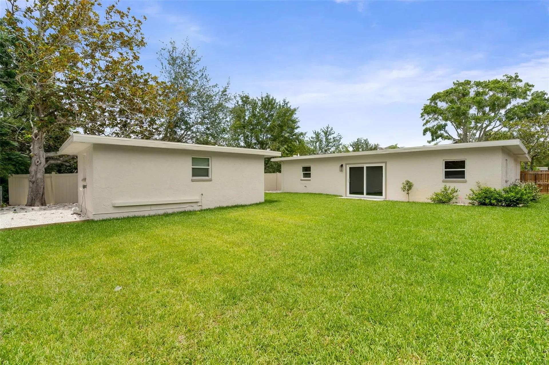723 W Bayshore Drive Tarpon Springs FL 34689