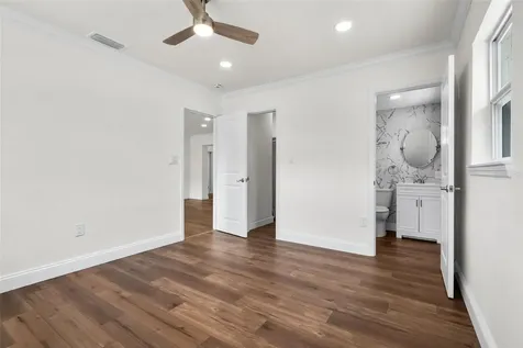 723 W Bayshore Drive Tarpon Springs FL 34689
