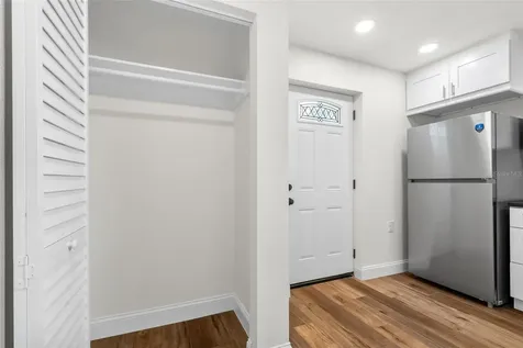 723 W Bayshore Drive Tarpon Springs FL 34689