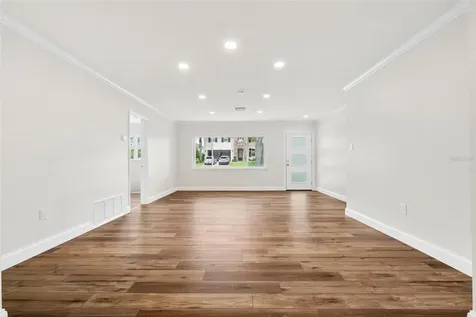 723 W Bayshore Drive Tarpon Springs FL 34689