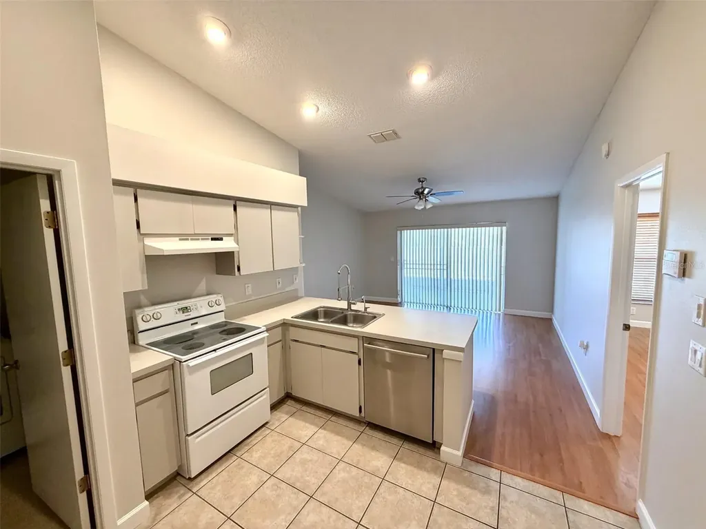 3943 37th Street Court W Bradenton FL 34205