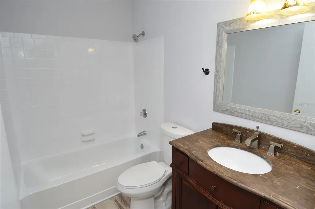 8621 Fancy Finch Drive Tampa FL 33614