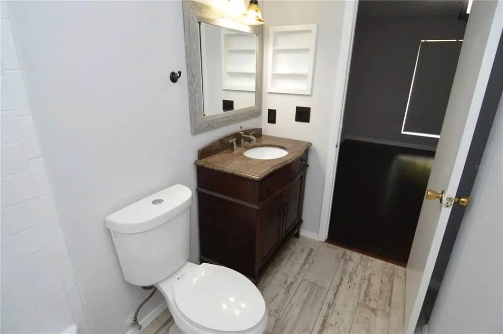 8621 Fancy Finch Drive Tampa FL 33614