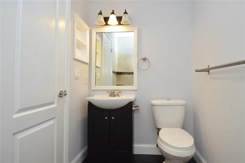 8621 Fancy Finch Drive Tampa FL 33614