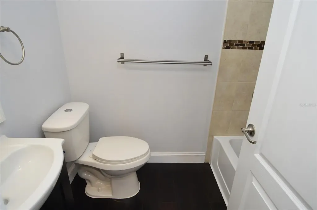 8621 Fancy Finch Drive Tampa FL 33614