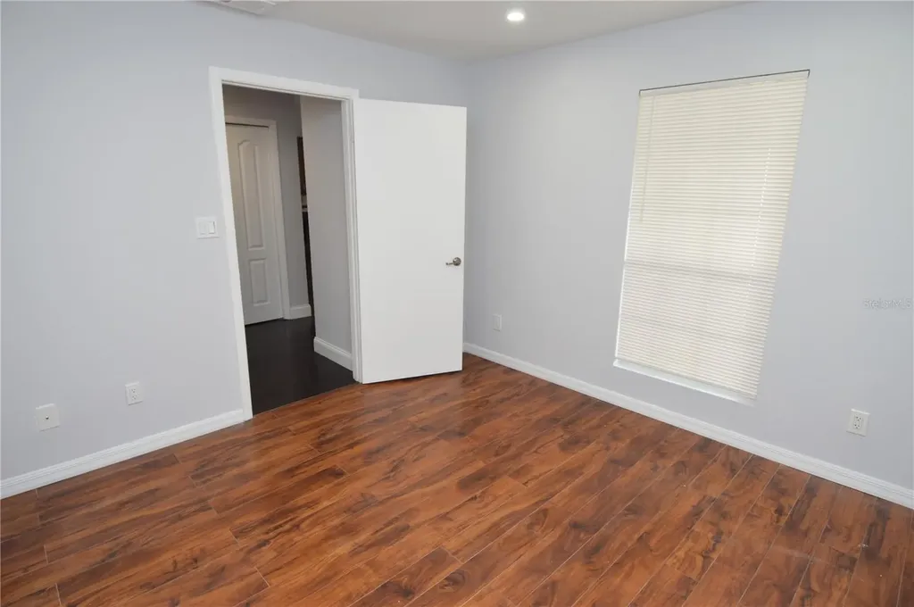 8621 Fancy Finch Drive Tampa FL 33614