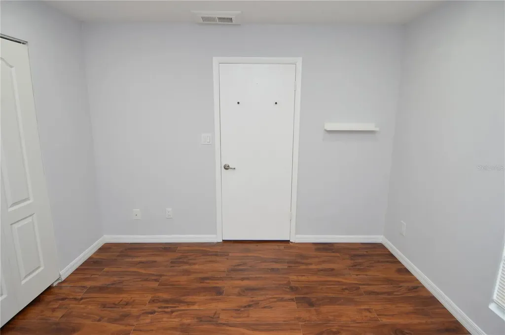 8621 Fancy Finch Drive Tampa FL 33614