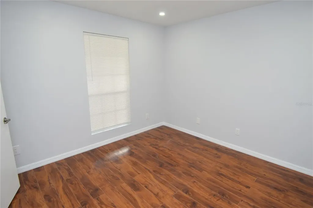 8621 Fancy Finch Drive Tampa FL 33614