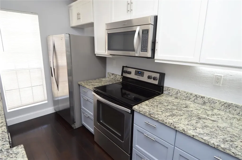 8621 Fancy Finch Drive Tampa FL 33614