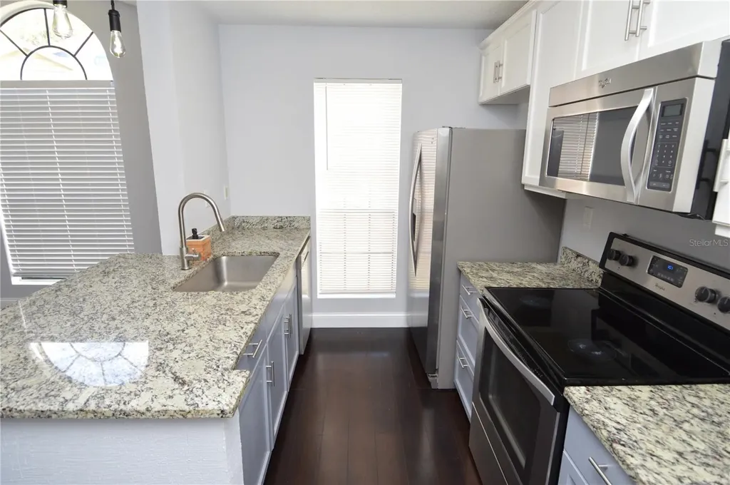 8621 Fancy Finch Drive Tampa FL 33614