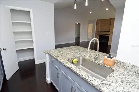 8621 Fancy Finch Drive Tampa FL 33614