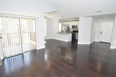 8621 Fancy Finch Drive Tampa FL 33614