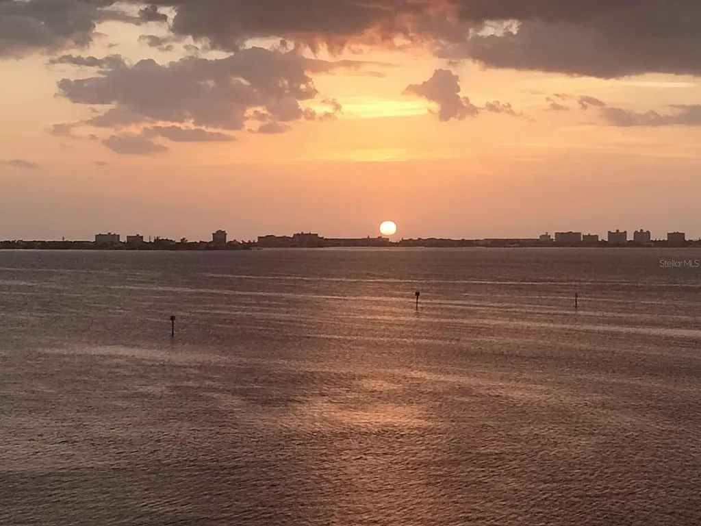 St Petersburg FL 33711