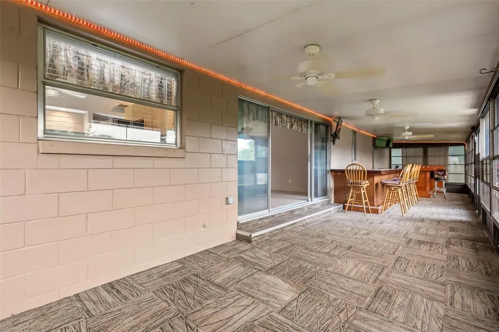 4608 Sturbridge Court Orlando FL 32812