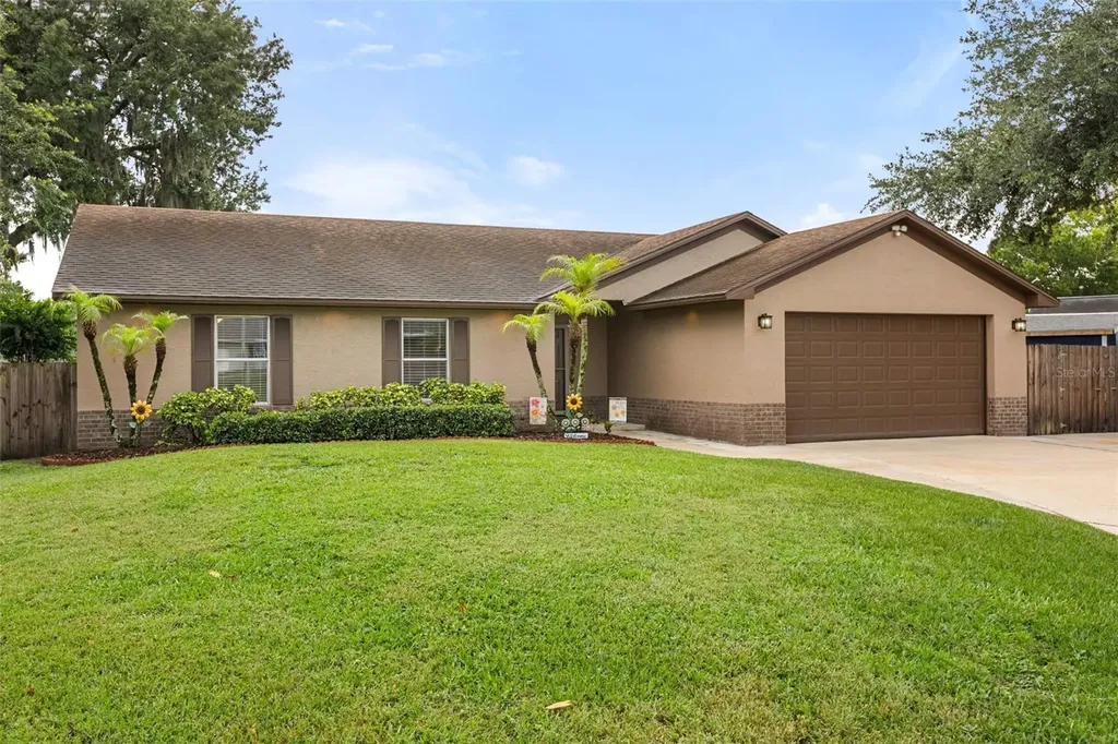 4608 Sturbridge Court Orlando FL 32812