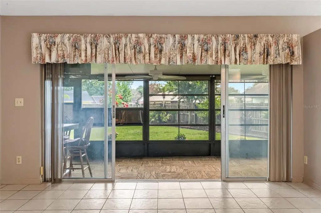 4608 Sturbridge Court Orlando FL 32812