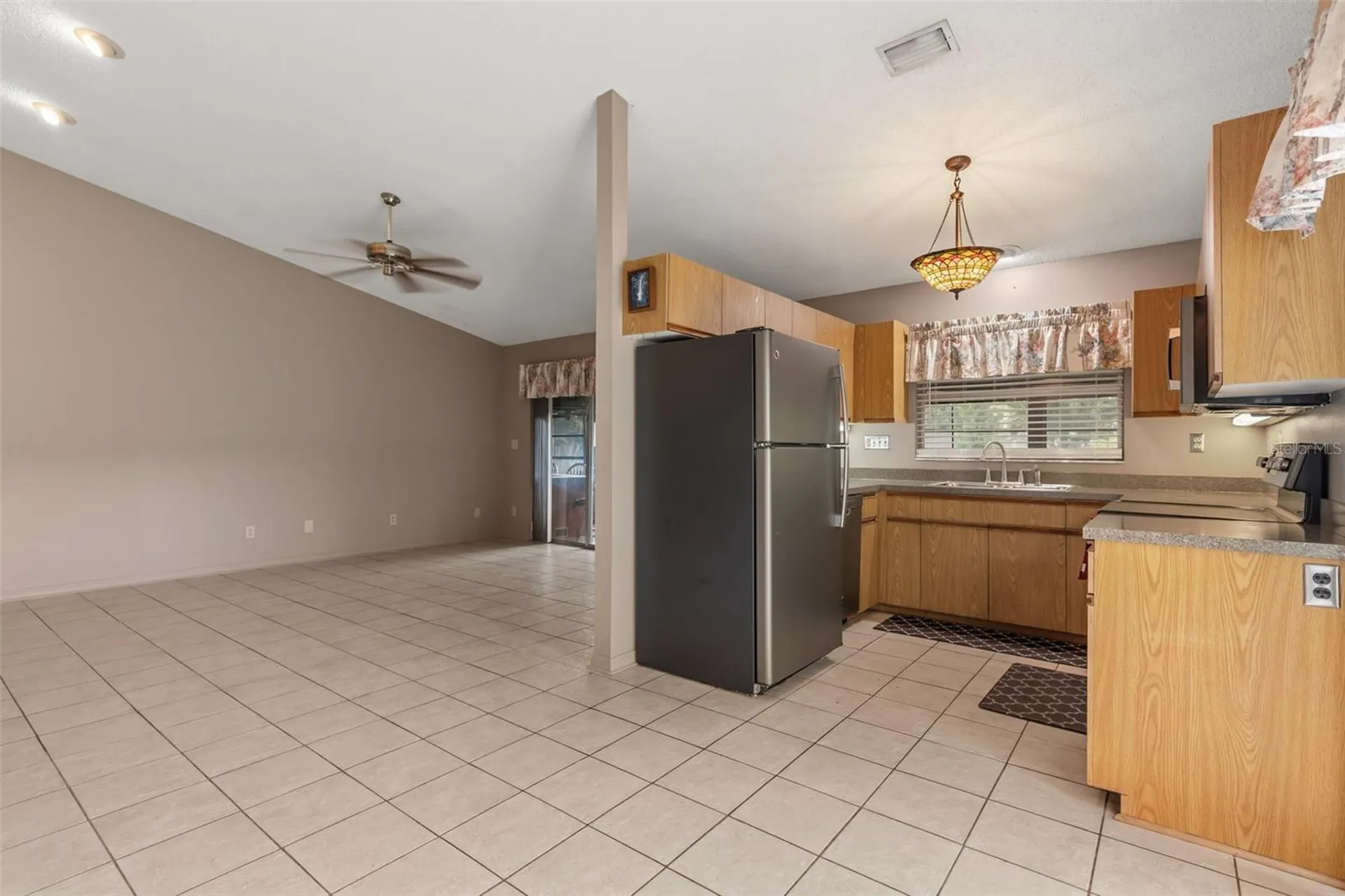 4608 Sturbridge Court Orlando FL 32812
