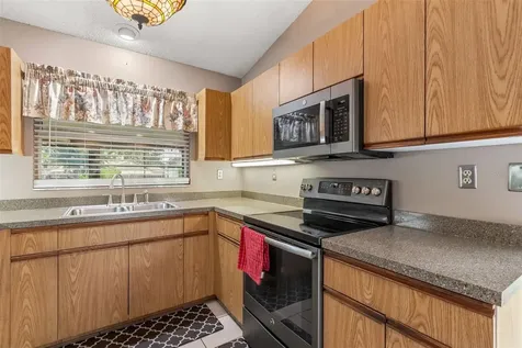 4608 Sturbridge Court Orlando FL 32812