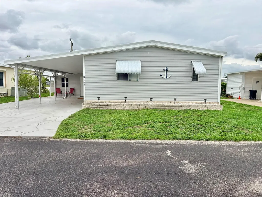 3163 Indian Village Lane North Fort Myers FL 33917